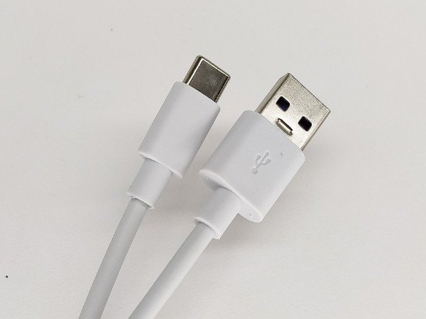 手机USB-C快充数据线，可实现华为66W超快充