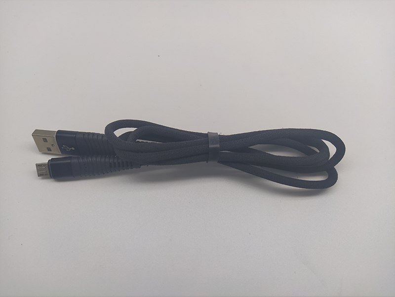 联鑫德诚生产的USB micro数据线广泛应用于智能家居领域